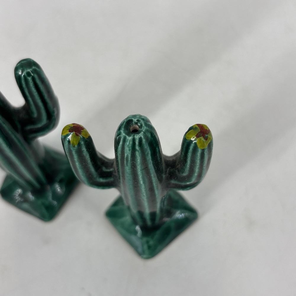 Vintage Green Cactus Ceramic Figurine Lot Glossy Glaze Desert Decor 3.5" - Picture 3 of 7